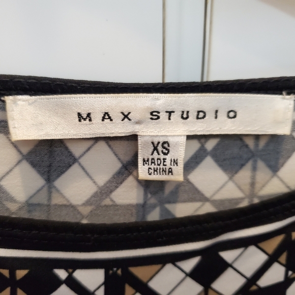 Max Studio Mixed Print Dress - Picture 5 of 9